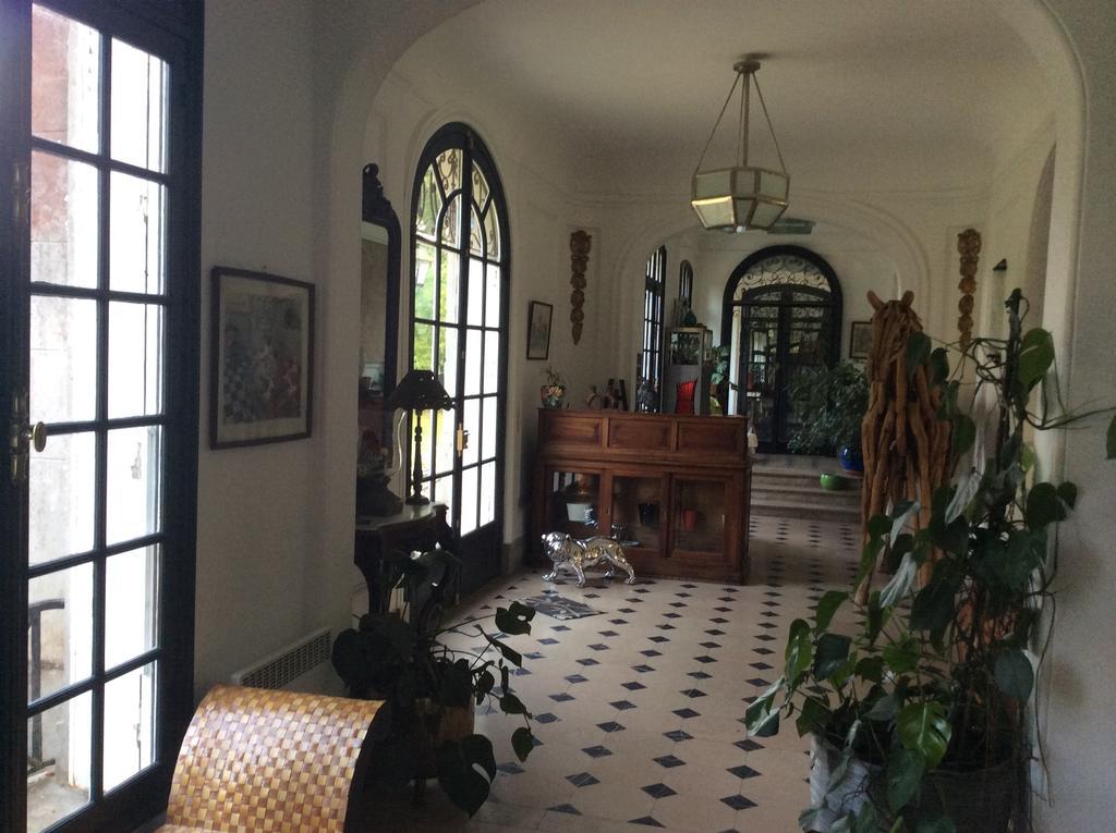 ベルトルヴィル・サン・トゥーアン シャトー ド ベルトルヴィール Bed & Breakfast エクステリア 写真