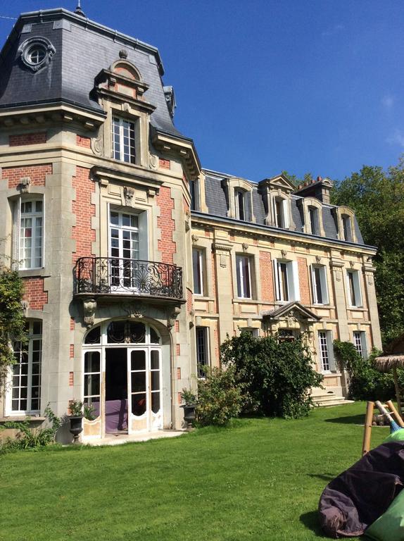 ベルトルヴィル・サン・トゥーアン シャトー ド ベルトルヴィール Bed & Breakfast エクステリア 写真