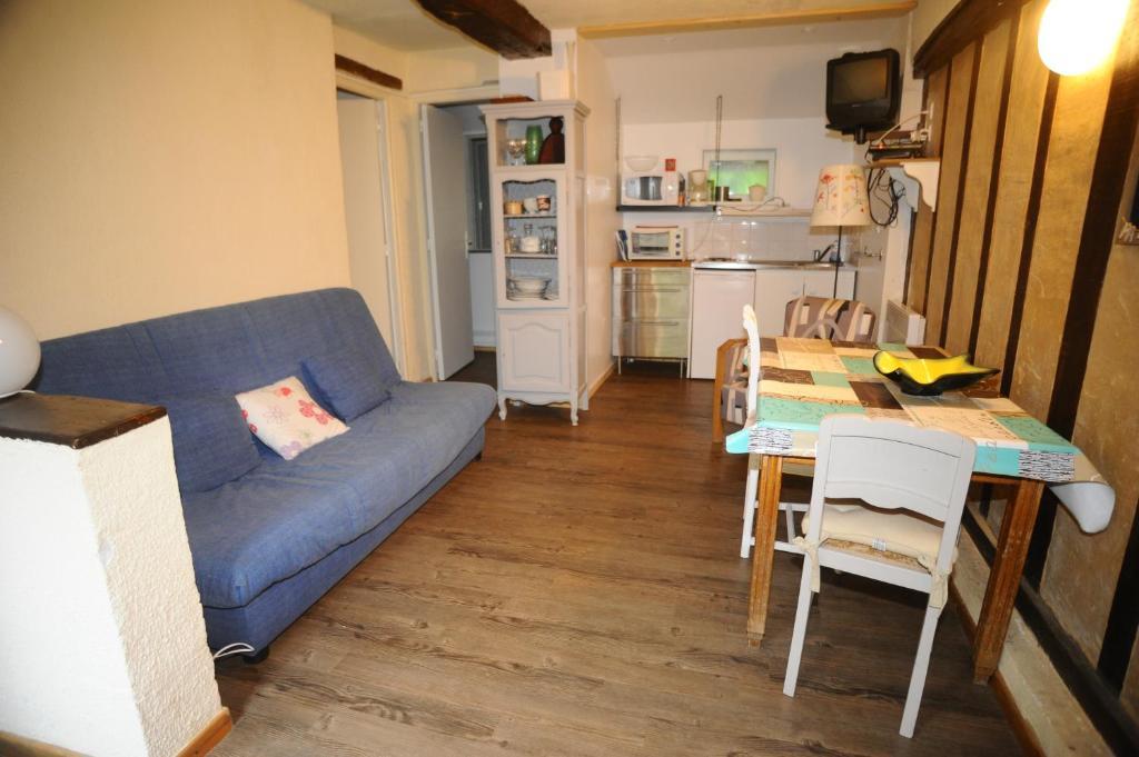 ベルトルヴィル・サン・トゥーアン シャトー ド ベルトルヴィール Bed & Breakfast 部屋 写真
