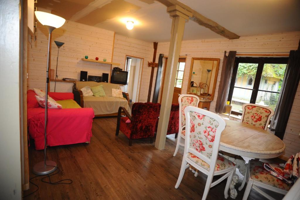 ベルトルヴィル・サン・トゥーアン シャトー ド ベルトルヴィール Bed & Breakfast 部屋 写真